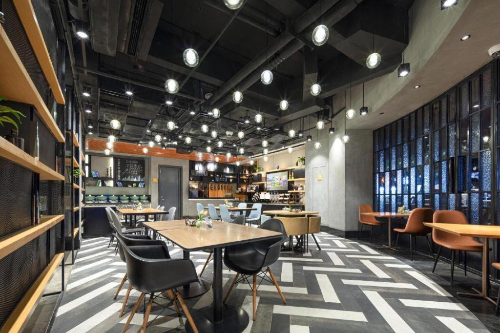Atour X Hotel Shanghai Pudong Airport Chuansha ภายนอก รูปภาพ