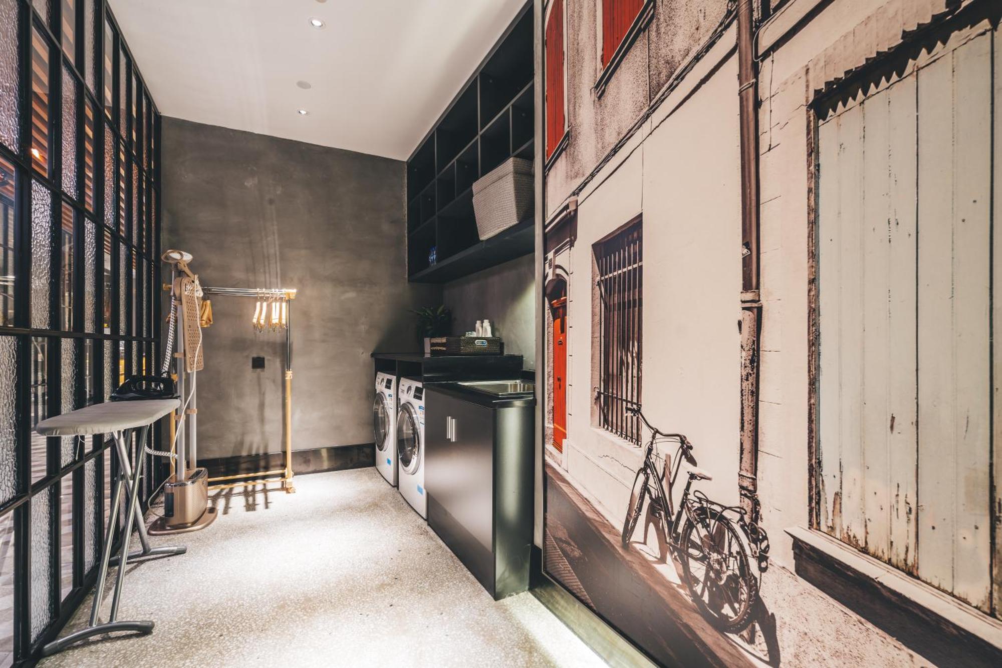 Atour X Hotel Shanghai Pudong Airport Chuansha ภายนอก รูปภาพ